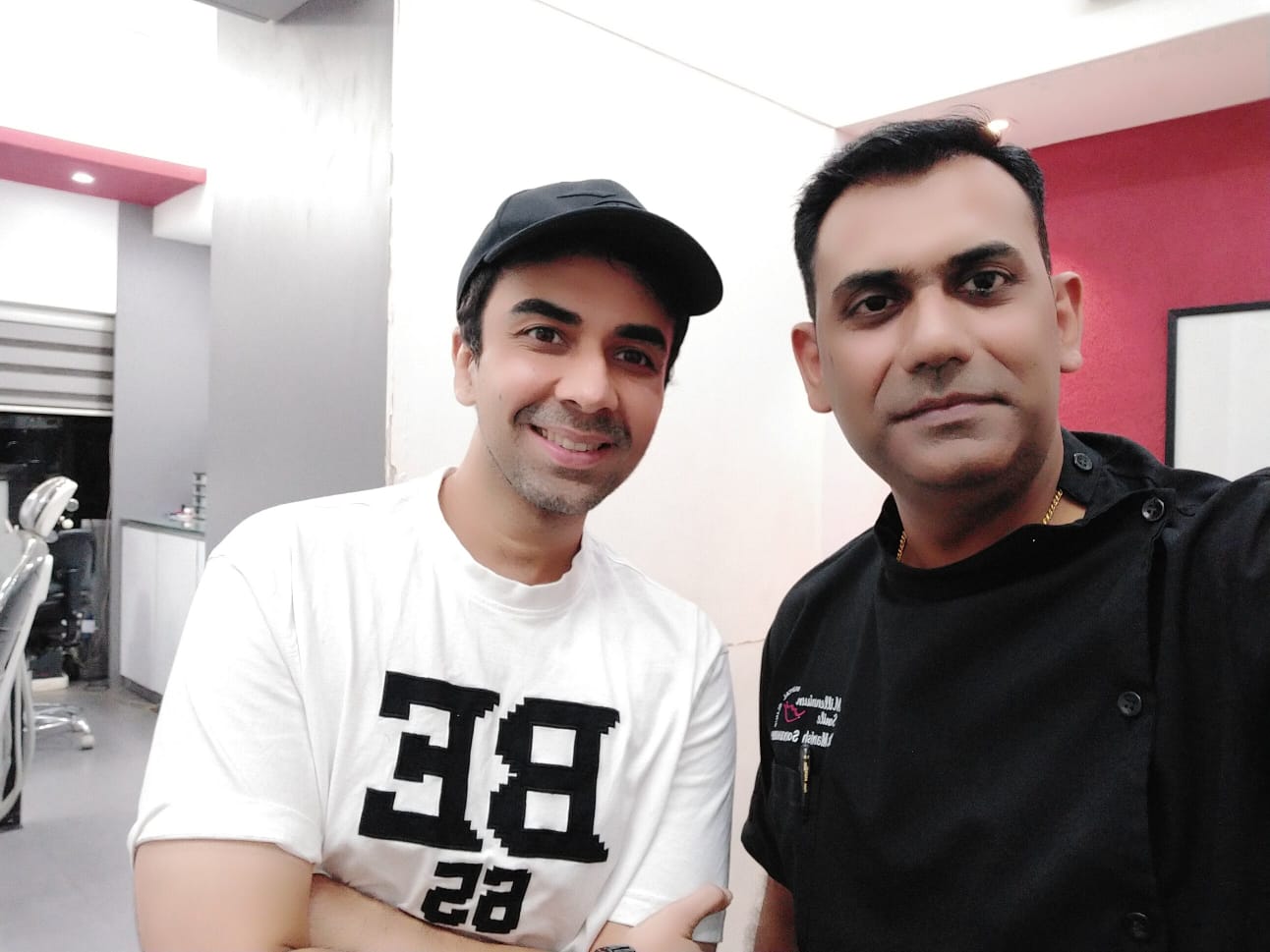 Dr. Manish Sonawane with a visiting celebrity patient