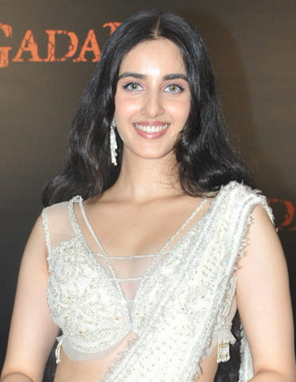 Actress Simrat Kaur at Millennium Smile Dental Clinic